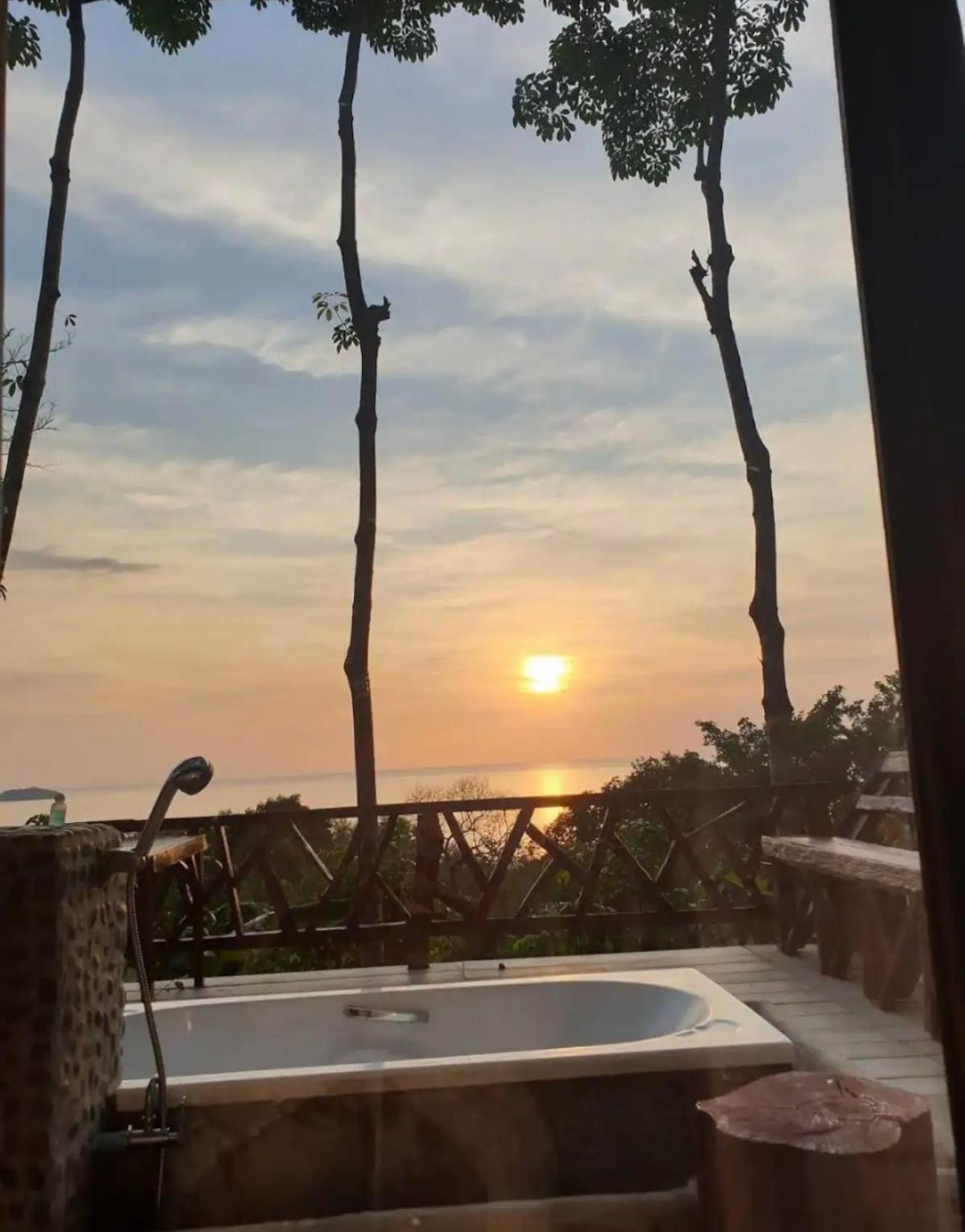 Drifters Anchor Hotel Ban Map Khangkhao Bagian luar foto